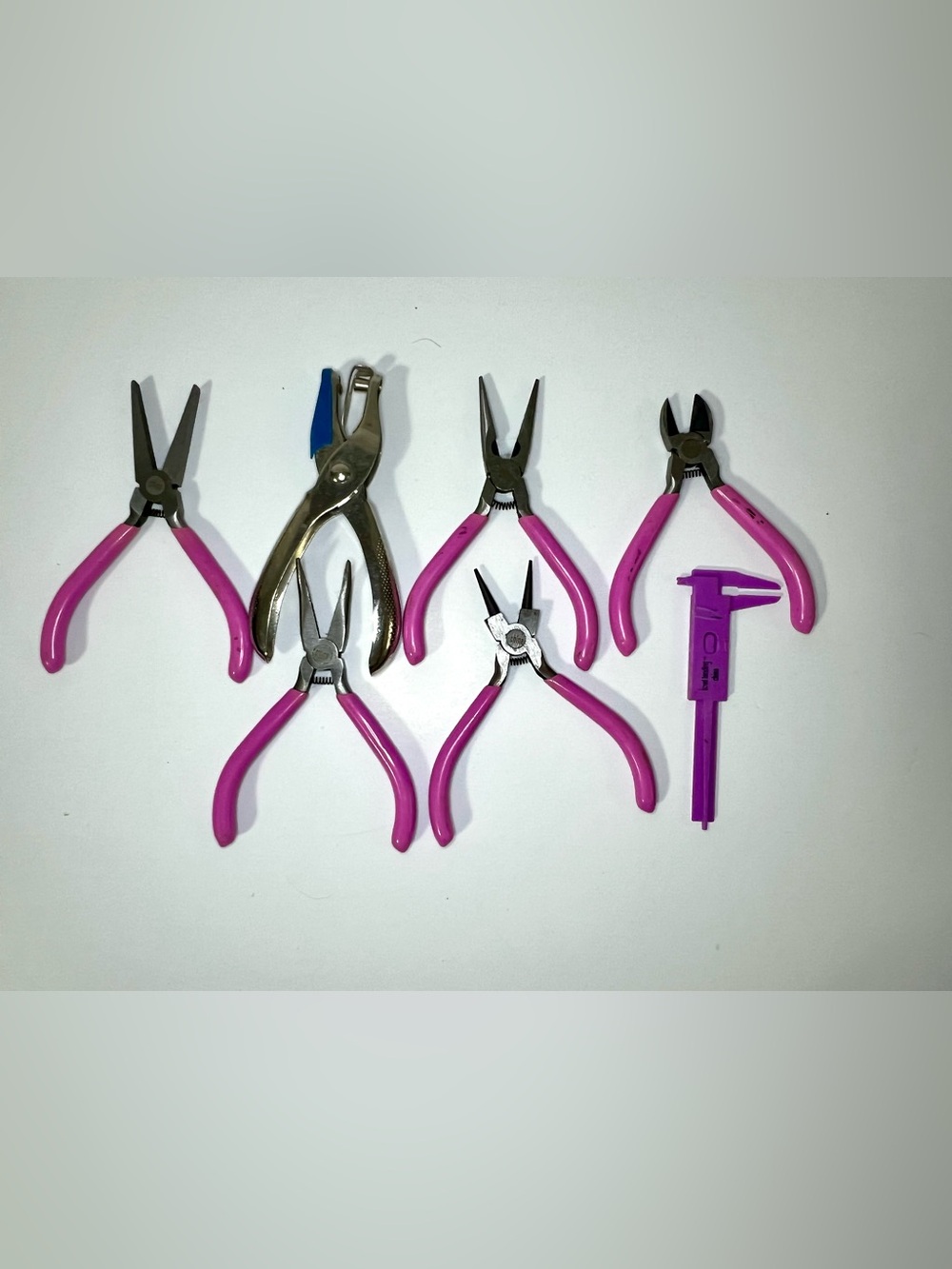 Pink Kids Craft Pliers Set - Multi-Tool Accessories